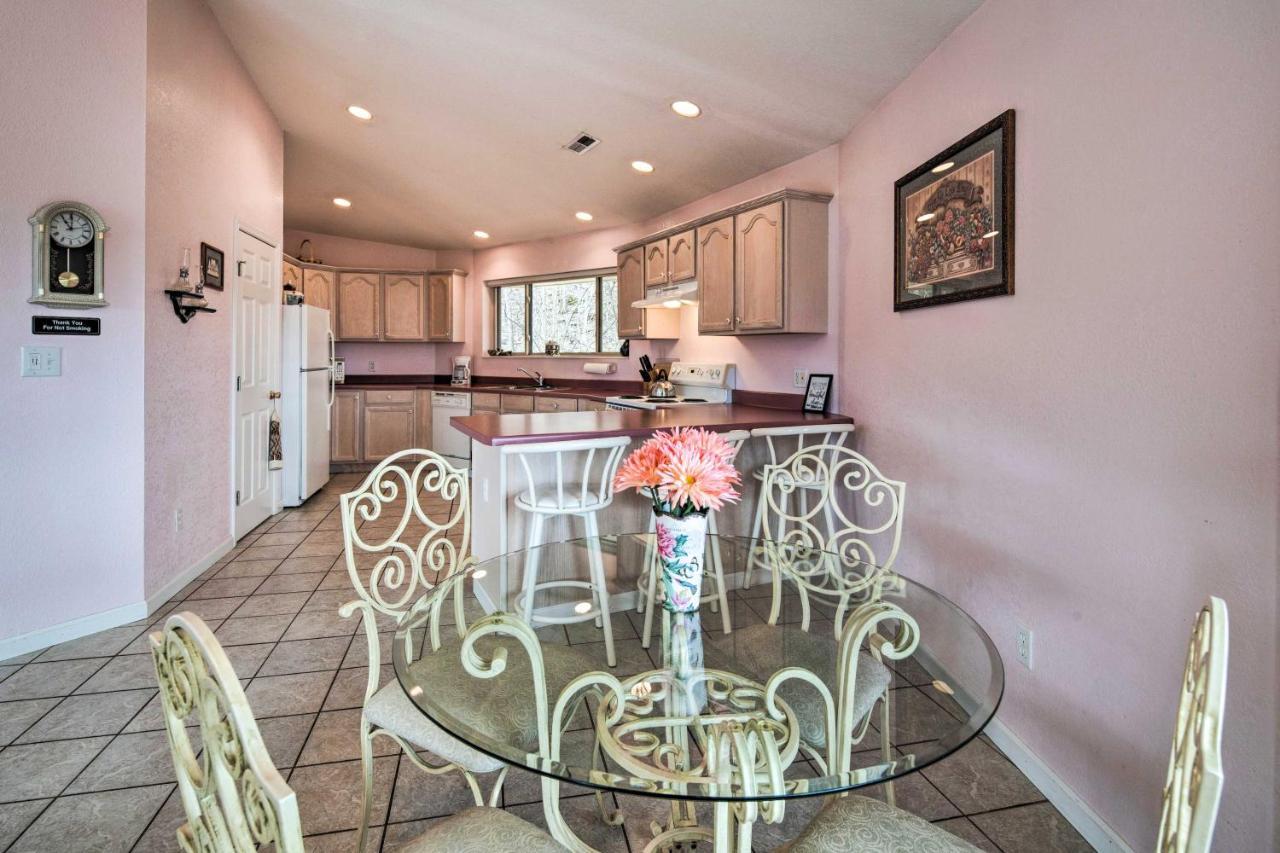 Charming Burnsville Apt With Mountain Views And Deck! ภายนอก รูปภาพ