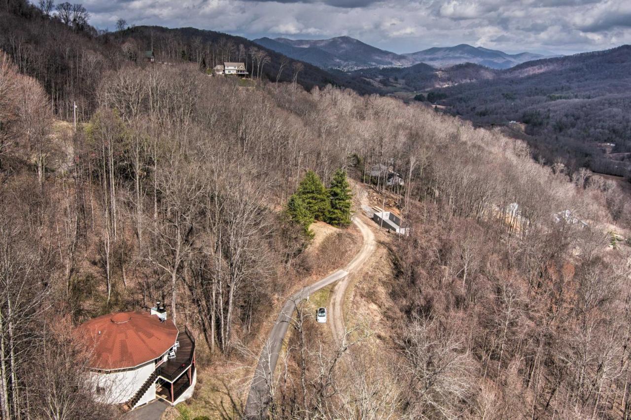 Charming Burnsville Apt With Mountain Views And Deck! ภายนอก รูปภาพ