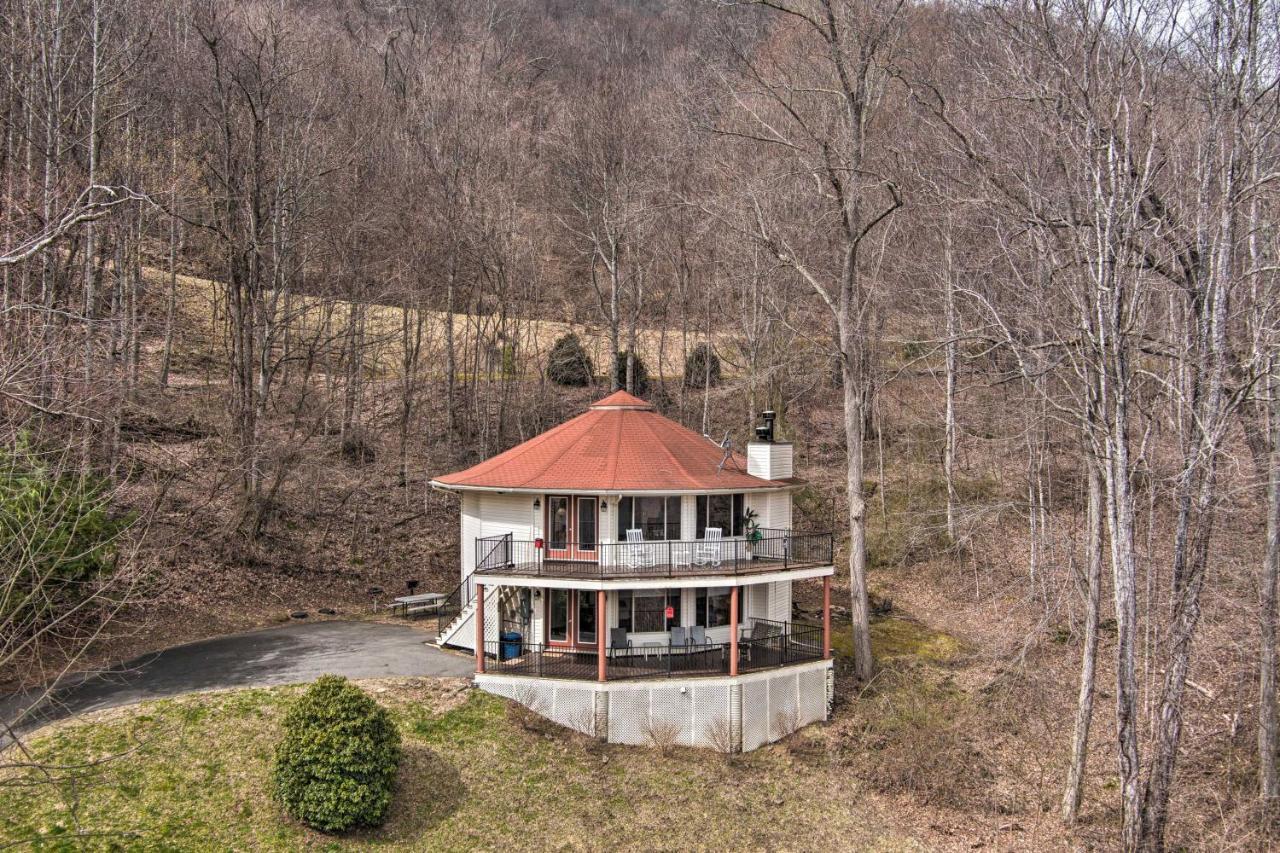 Charming Burnsville Apt With Mountain Views And Deck! ภายนอก รูปภาพ